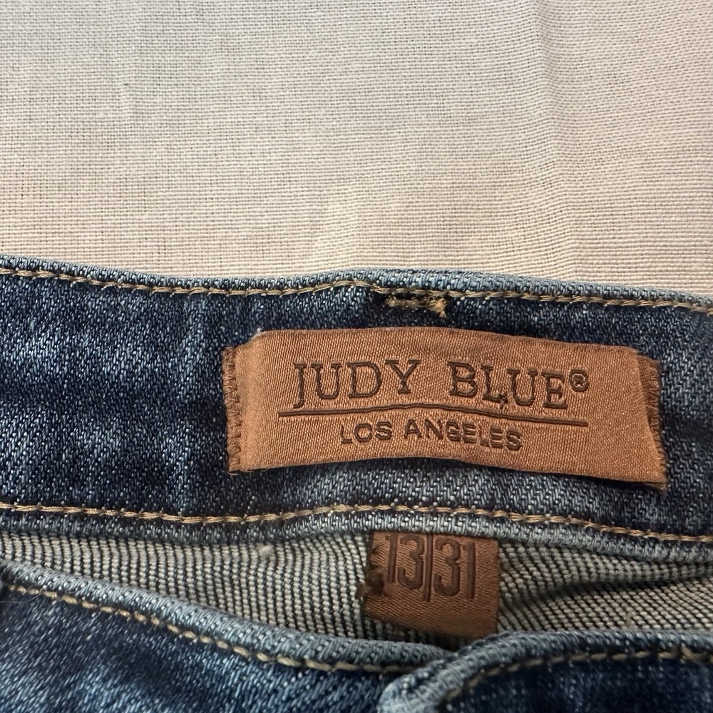 Judy Blue Jeans Womens 13 31 Blue Skinny Fit Stretch Denim Medium Wash Casual - Picture 2 of 9